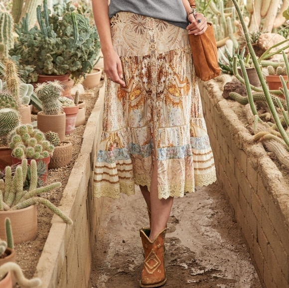 Sundance Dresses & Skirts - NWOT Sundance Best Travel BOHO floral skirt